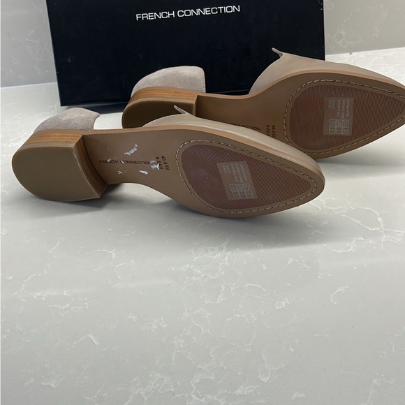 French Connection Beige Flat - Picture 3 of 3